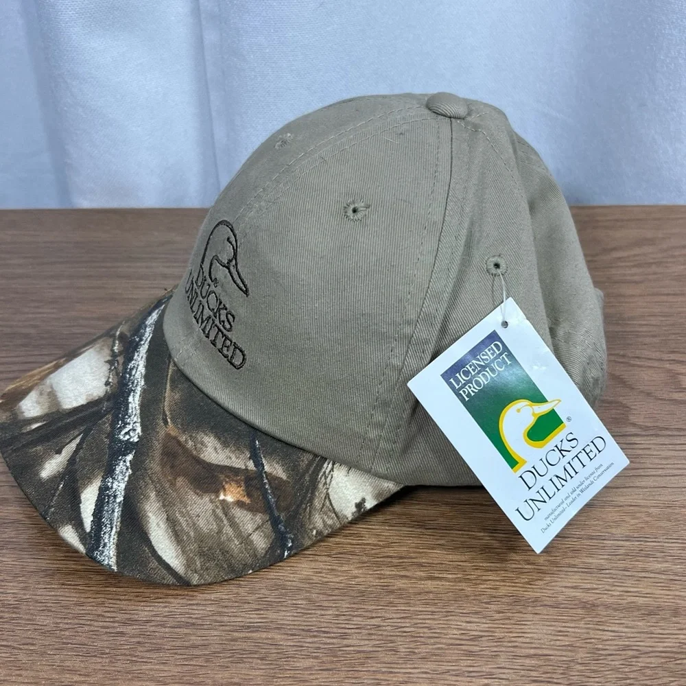 NWT Ducks Unlimited Tan & Camo Velcro  Hat | Outdoor Hunting Cap